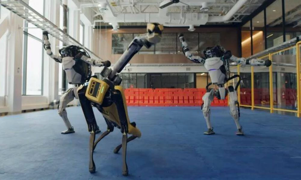 Τα ρομπότ της Boston Dynamics αποχαιρέτησαν το 2020 με χορό